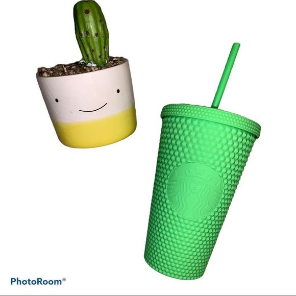 STARBUCKS  - Picture 5 of 6